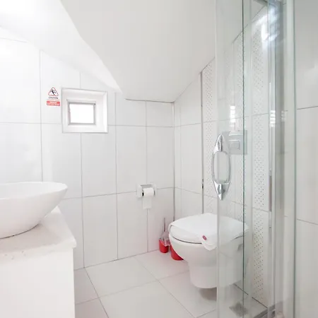 Ξενοδοχείο Ferah 3*