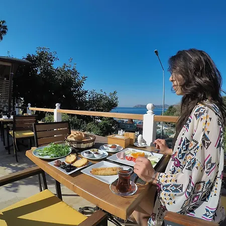 Ferah Ξενοδοχείο 3*
