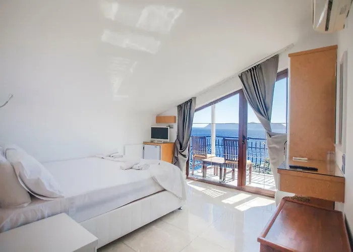 Ferah Готель Каш